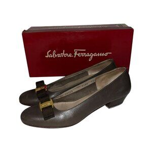 Vijntage Salvatore Ferragamo Womens Brown Leather Pumps With Bow Size 7.5